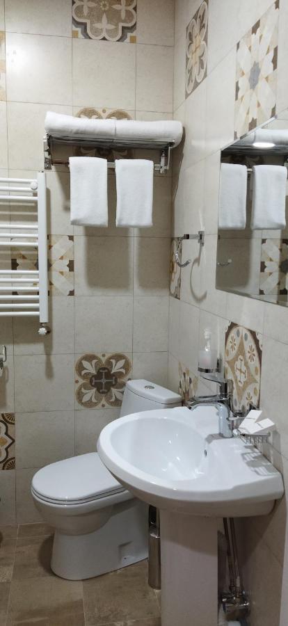 Vere Corner Hotel Тбилиси Экстерьер фото