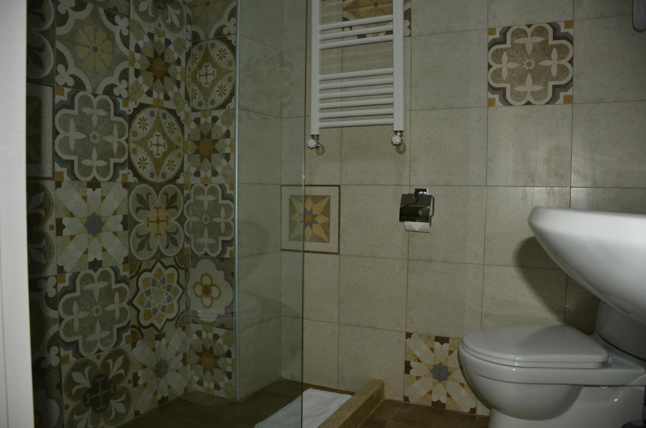 Vere Corner Hotel Тбилиси Экстерьер фото